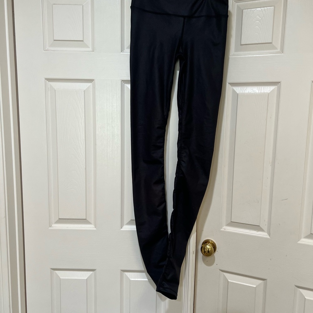 ALO YOGA Idol Ruched Black Shimmer Leggings Size Small Read Description